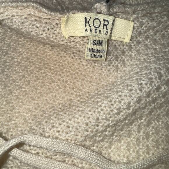 Kori America Cream S/M Sweater Poncho Fringe Hooded Autumn Essential Cozy Soft - Picture 6 of 9